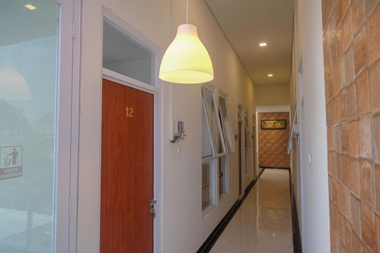 Reddoorz Syariah @ Tlogosari Semarang Hotel Alastuwo Luaran gambar