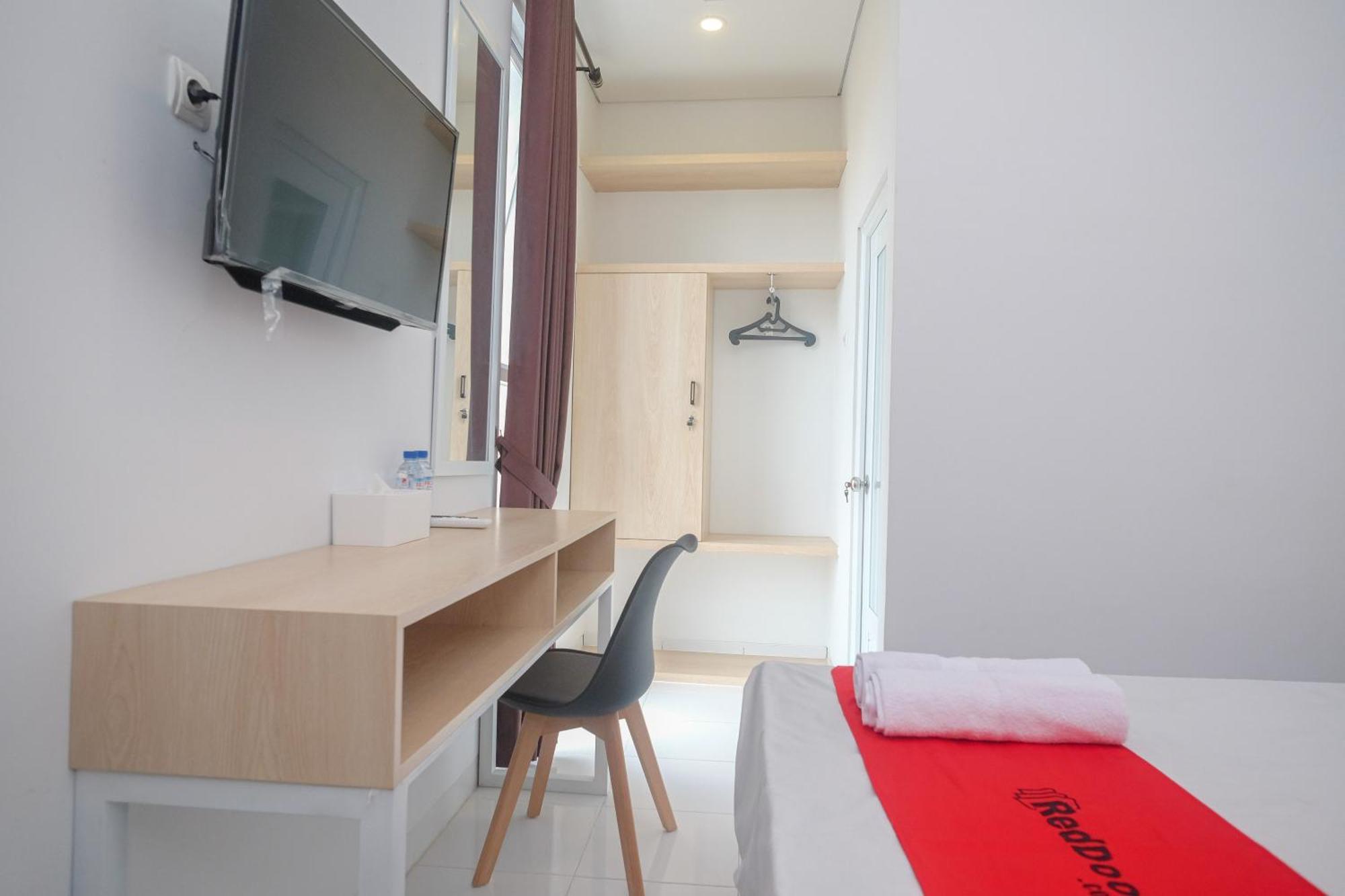 Reddoorz Syariah @ Tlogosari Semarang Hotel Alastuwo Luaran gambar